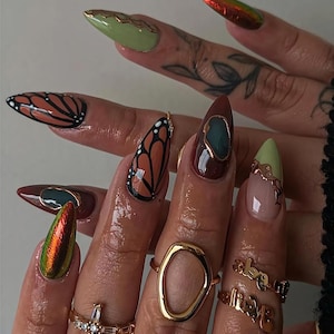 Monarch in Bloom Press On Nails, Autumn-Inspired Fake Nails, Butterfly Nail Art, Chic Brown and Green Nails, Handmade Press On