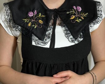 Black Embroidered Peter Pan Collar, Detachable Collar for Girls, Removeable Black Collar, Peterpan Collar, Vintage Collar, Bib Collar