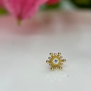 Vijfsterrenburst met helder kristal 14 kt geelgouden sieraden, perfect voor toren, verticale labret, wenkbrauw, helix, schelp, plat en meer 1,2 mm 16 g