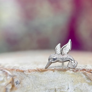 Hummingbird 14k White Gold from Body Gems suitable for Flat, Conch, Nostril, Tragus & Helix piercings - Threadless