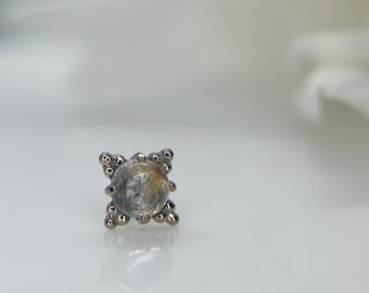 Genuine Labradorite 3mm Zia from ANATOMETAL 18k White Gold Threadless Jewelry, perfect for Helix, Nostril, Conch, Lobe, Flat & More