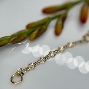 Catena Starburst in oro giallo massiccio 14 kt per anelli o labret, per piercing all'elica, al lobo, alla conca, alla narice e altro ancora