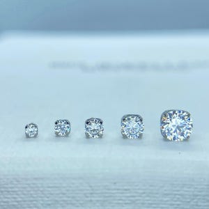 NeoMetal Titanium Prong Set Clear cz Threadless Jewelry, perfect for Helix, Nostril, Conch, Lobe, Flat & More