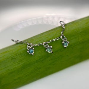 Moderne stemmingsketting met echte labradoriet 14 kt witgoud, voor helix, lob, schelp, toren en meer piercings