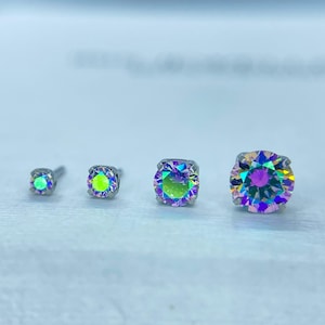 NeoMetal Paradise Shine Prong Set Cz Titanium Threadless Jewelry, perfect for Helix, Nostril, Conch, Lobe, Flat & More
