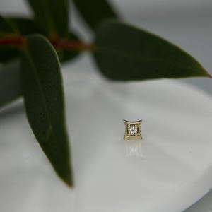 Zara (large), Genuine Diamond set in 14kt Yellow Gold threadless top, for Helix, Nose, Flat, Lobe, Forward Helix piercings