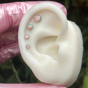 Junipurr Aurora Whites Opal Cabochon Ends - Gioielli in titanio senza fili
