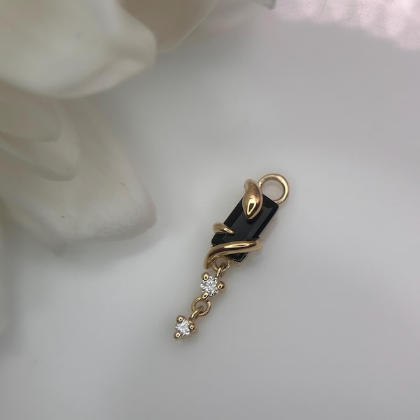 Dije de serpiente Modern Mood Eden en ágata negra genuina de oro amarillo de 14 kt, para hélice, lóbulo, caracola, torre y más perforaciones