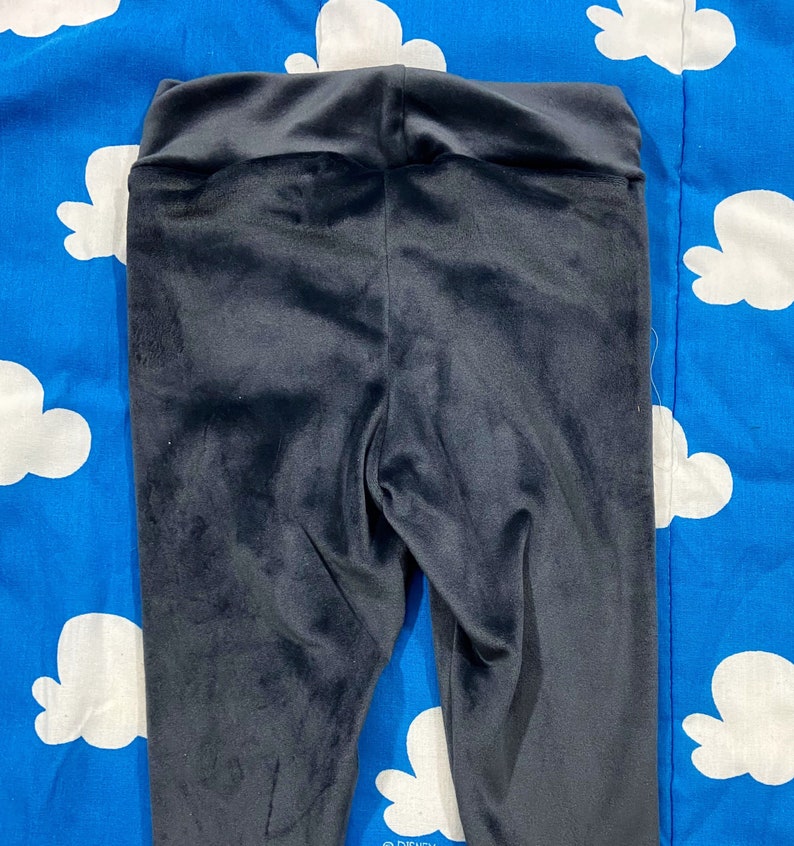 Super soft and cozy leggings size 12 months