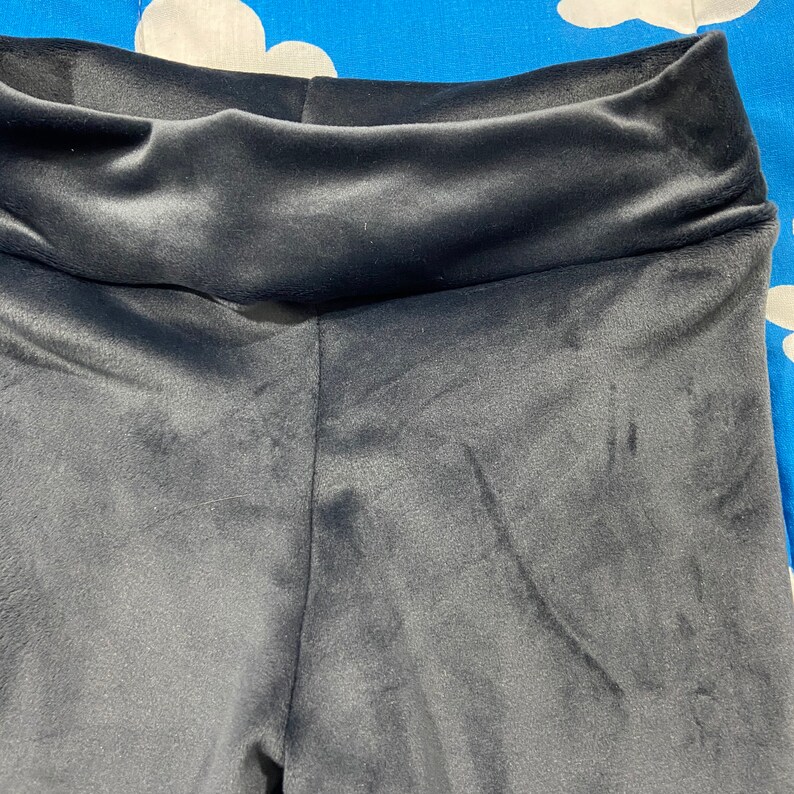 Super soft and cozy leggings size 12 months