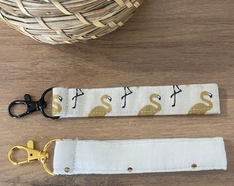 Customizable keychain