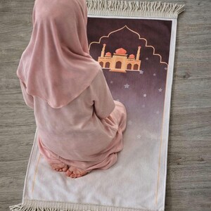 Personalised Kids Prayer Mat – Mini Muslim Sajada for Children | Ramadan Eid Gift | Islamic Prayer Rug Boys Girls | Musallah Janamaz image 12