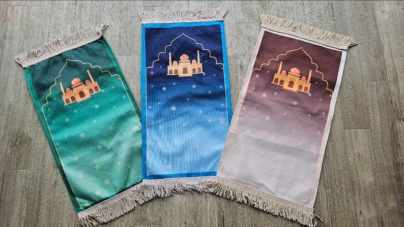 Personalised Kids Prayer Mat – Mini Muslim Sajada for Children | Ramadan Eid Gift | Islamic Prayer Rug Boys Girls | Musallah Janamaz image 2