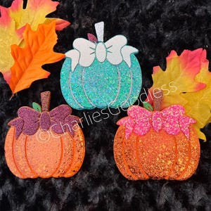 Pumpkin with Bow Freshie