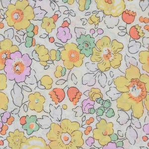 Liberty Fabric Tana Lawn (Betsy Yellow)
