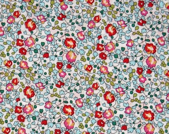 Liberty Fabric Tana Lawn (Eloise Green)