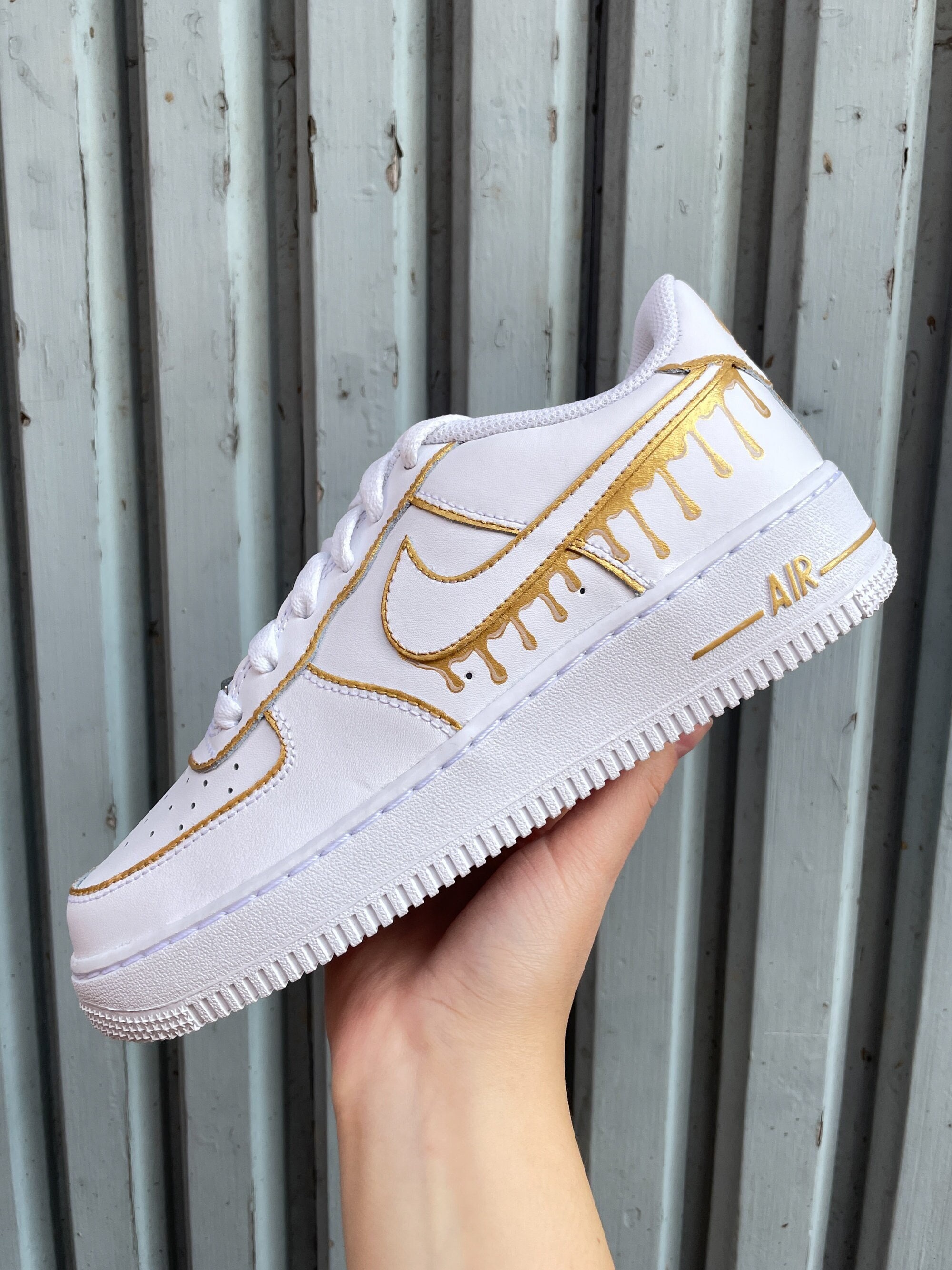 nike force 1 gold