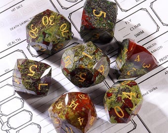 Set di dadi multisfaccettati Natural Dungeons Bloodstone, set di dadi D&D / regalo di pietra naturale / agata muschiata per Dungeons and Dragons, gioco di ruolo MTG