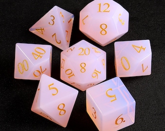 Volledige set roze opaal DND-dobbelstenenset Edelsteen Dnd-dobbelstenenset Dungeons and Dragons Tafelblad-RPG-spel MTG-rol polyedrische dobbelstenenset