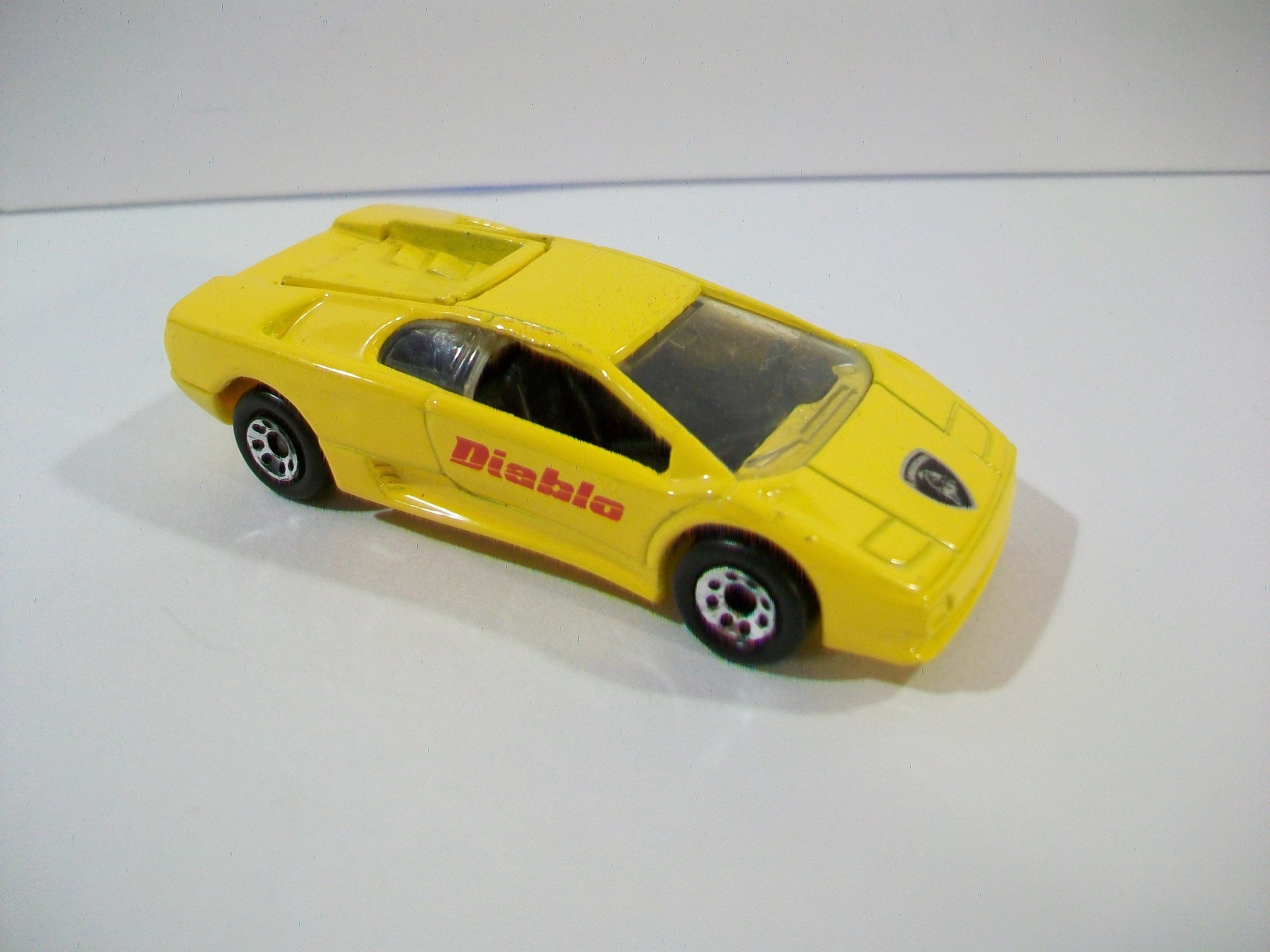 Yellow Lamborghini Diablo Diecast 1/59 Scale Matchbox 1991 - Etsy