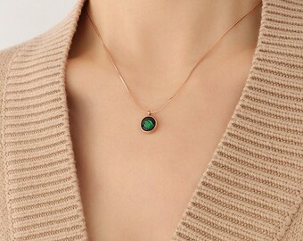 Green Stone Necklace - Etsy UK