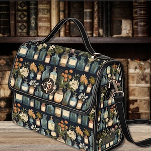 Sac à main apothicaire Witchy Potion Satchel, sac à main cottagecore, sac gothique, sac à bandoulière en cuir végétalien noir, cadeau witchcore, milieu universitaire sombre