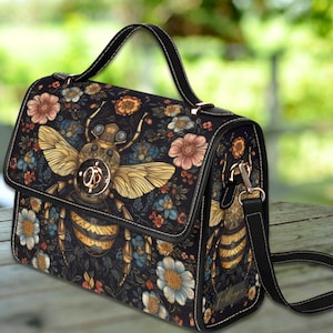 Bolso bandolera de lona estilo retro Bee Cottagecore, bolso bandolera estilo forestcore, bolso bohemio hippie, bolso con correa de cuero vegano, bolso de regalo con diseño de abejorro.
