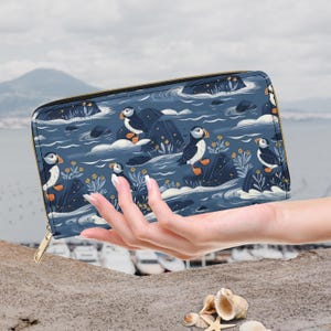 Puffins Coastal Blue Wallet Bolsa Náutica Pássaro Bolsa Azul Puffin Bolsa presente Senhoras Seaside Carteira Puffin Gold Zip Bolsa Presente Amante da Praia