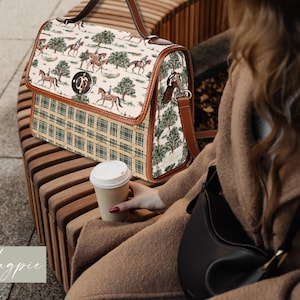 Equestrian Handbag, Horses Bag, Horse Gift, Cottagecore Satchel Bag, Horse Riding, Horse Pattern Handbag, Green and Cream Bag, Fae and Magpie