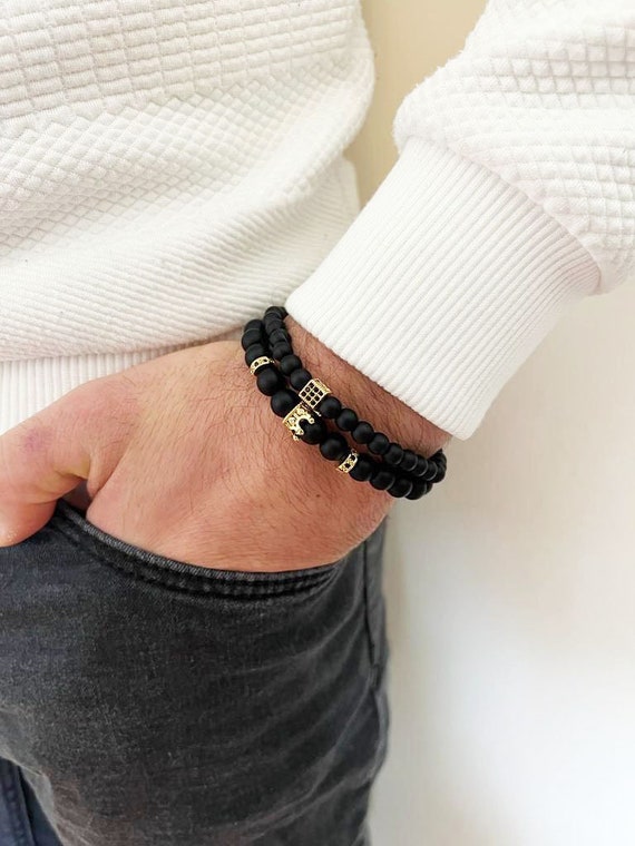 UNCOMMON Men's Beads Bracelet Two Gold Crown Charms Black Onyx Beads