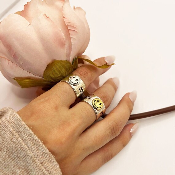 Thick smiley face ring deals