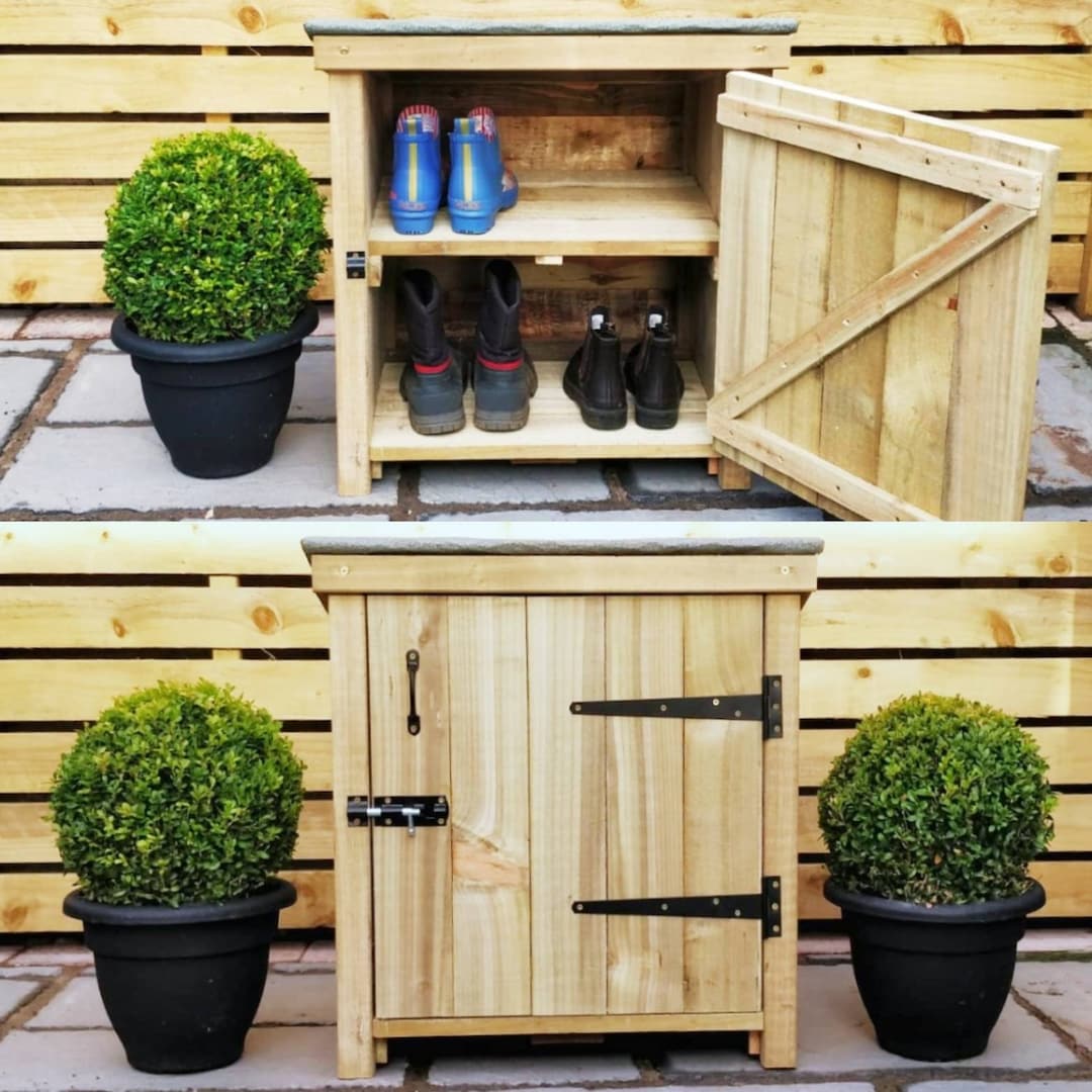 Chunky Wooden Wellie - Welly Store - Outdoor Shoe Storage - Work