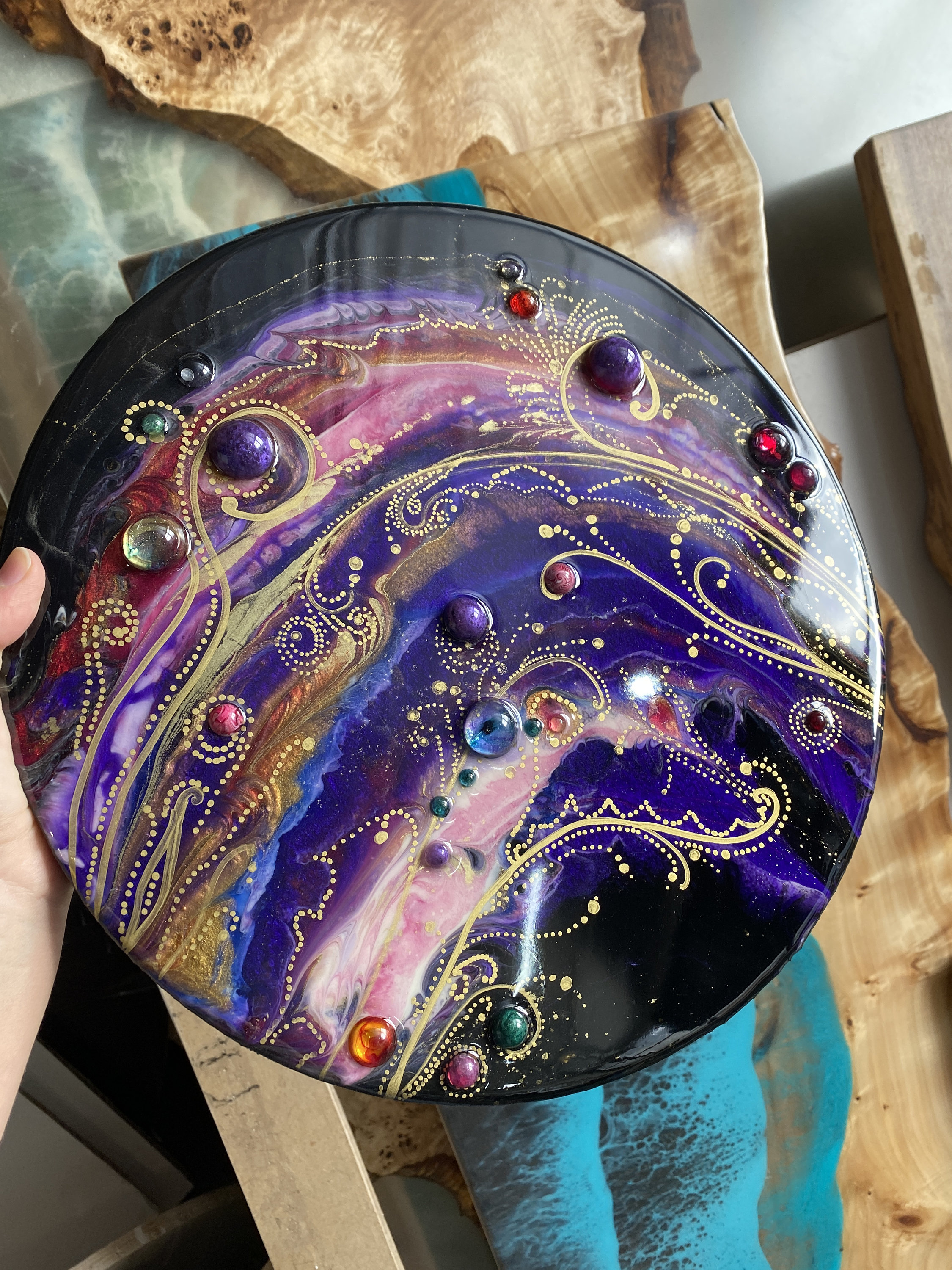 colorful epoxy resin art 1 - GrapyArt