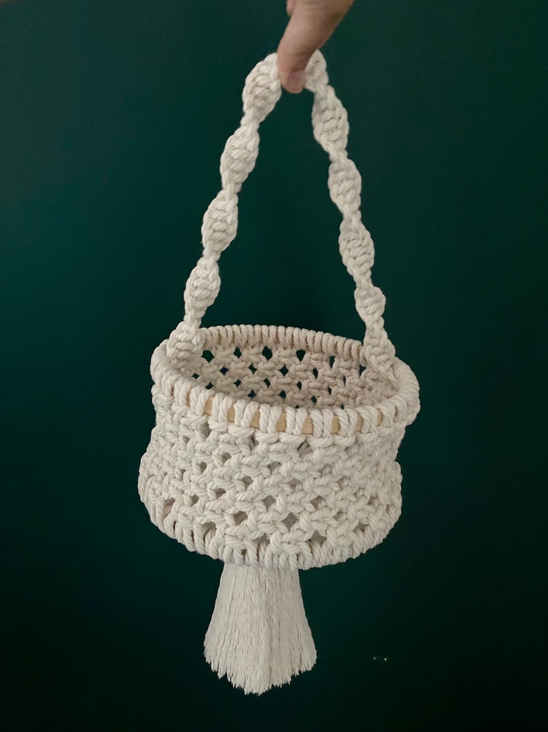 Macrame basket, flower girl basket, boho wedding accessory, plant holder, Easter Basket image 7