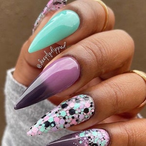MALEFICENT-thermal dip powder, purple thermal dip powder, dip powder, dip powder, dip powders, nail dips, dip nails, dip powder nails