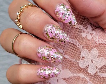PARIS- Spring nail dip, glitter dip powder,  glitter nail dip, dip powder, nail dip powder, dip powder nails, nail dips, Easter nail
