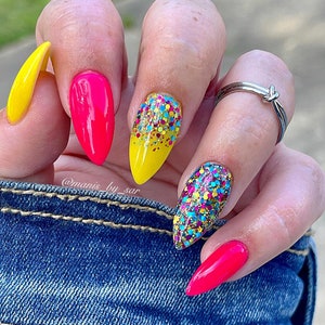 CAROUSEL - glitter dip powder,  glitter nail dip, dip powder, nail dip powder, dip powder nails, nail dips