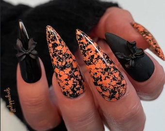 SMASHING PUMPKINS- seasonal, glitter dip powder, glitter nail dip, dip powder, Halloween nail dip, dip powder nails, Halloween dip powder
