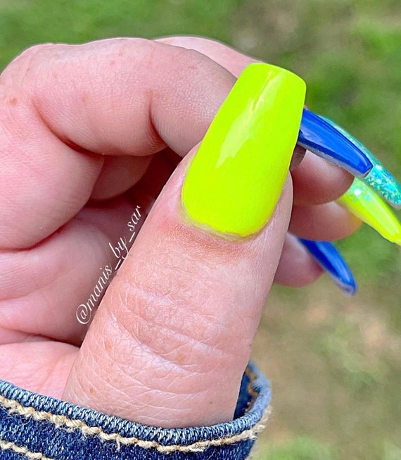 Dip powder glow in the dark discount