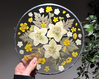 Stained Glass Pressed Flower Art, Botanical Wall Hanging, Suncatcher, Herbarium, Nature lover gift