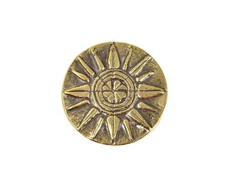 Vergina Sun Brass Paperweight – Symbol of Ancient Greek Macedonia, Premium Greek Press Papier for history lovers, Office Decor