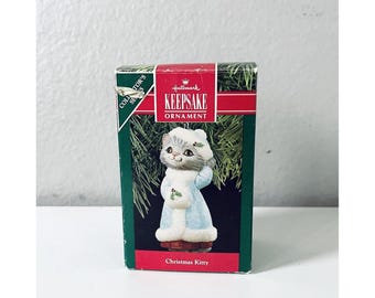 Hallmark Keepsake Ornament 'Christmas Kitty' 1990