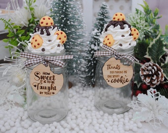 Faux Chocolate Chip Cookie Glass Treat Jar – Teacher Gift with Engraved Tag