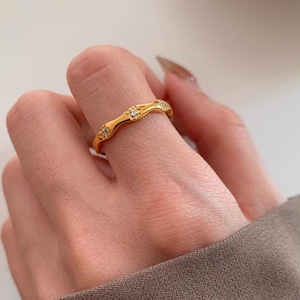 Star Wave 18K Gold Plated and Cubic Zirconia Ring