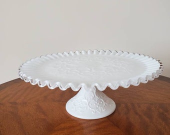 Handmade Ceramic Lace-Patterned Cake Stand