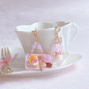 Cheesecake & pudding| Cozy Winter Cafe Collection| handmade earrings, food earrings, polymer clay earrings, cute handmade earrings