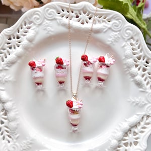 Strawberry Parfait Necklace|Mr. Teddy Kissaten Cafe, polymer clay food, handmade fake food accessories, cute necklace, handmade necklace.