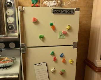 READ DESCRIPTION | Miniature magnets for 1:12 dollhouse refrigerator
