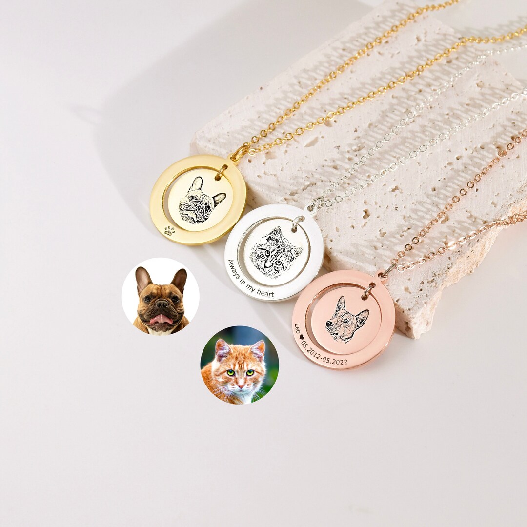 Custom Pet Portrait Necklace Engraved Pet Photo Necklace Etsy