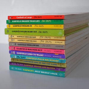 Garfield Books by Jim Davis - YOU CHOOSE